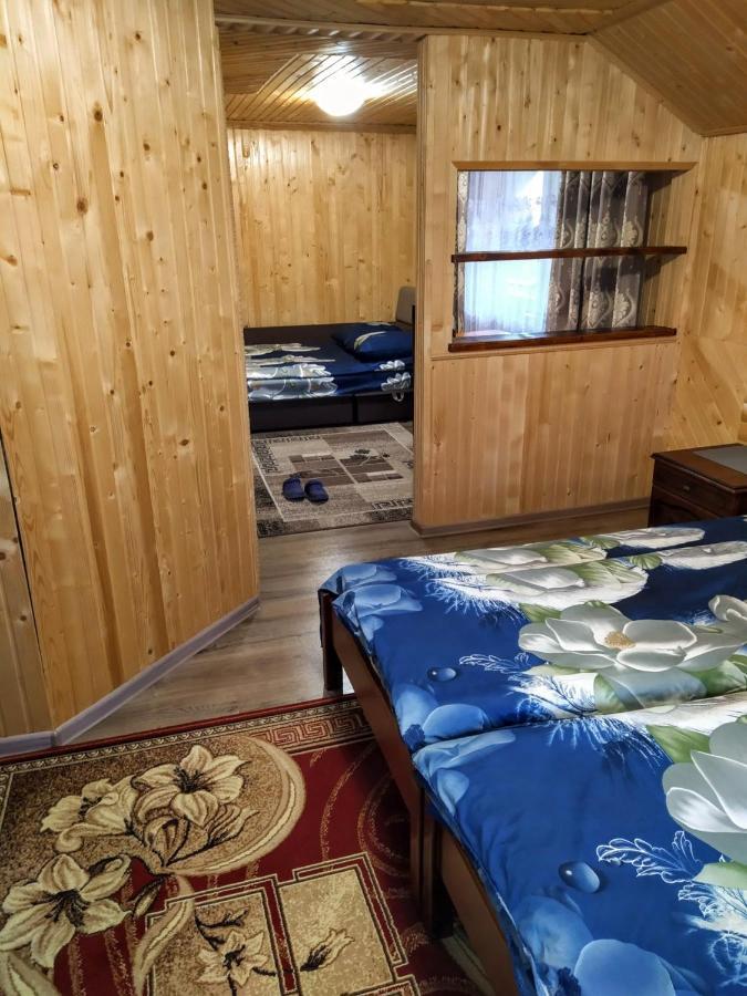 Садиба "У Валентини" Jablunyzja Exterior foto