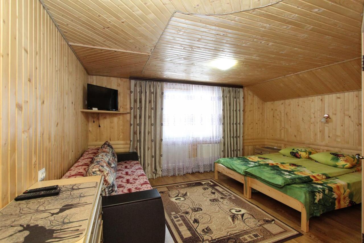 Садиба "У Валентини" Jablunyzja Exterior foto